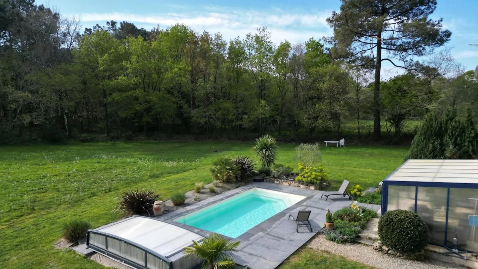 Villa Avec Piscine Chauffee - En Pleine Nature Sainte-Hélène